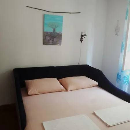 Barbara Apartmán Cres