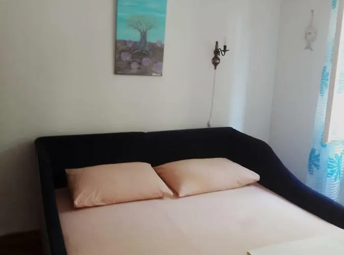 Barbara Apartmán Cres